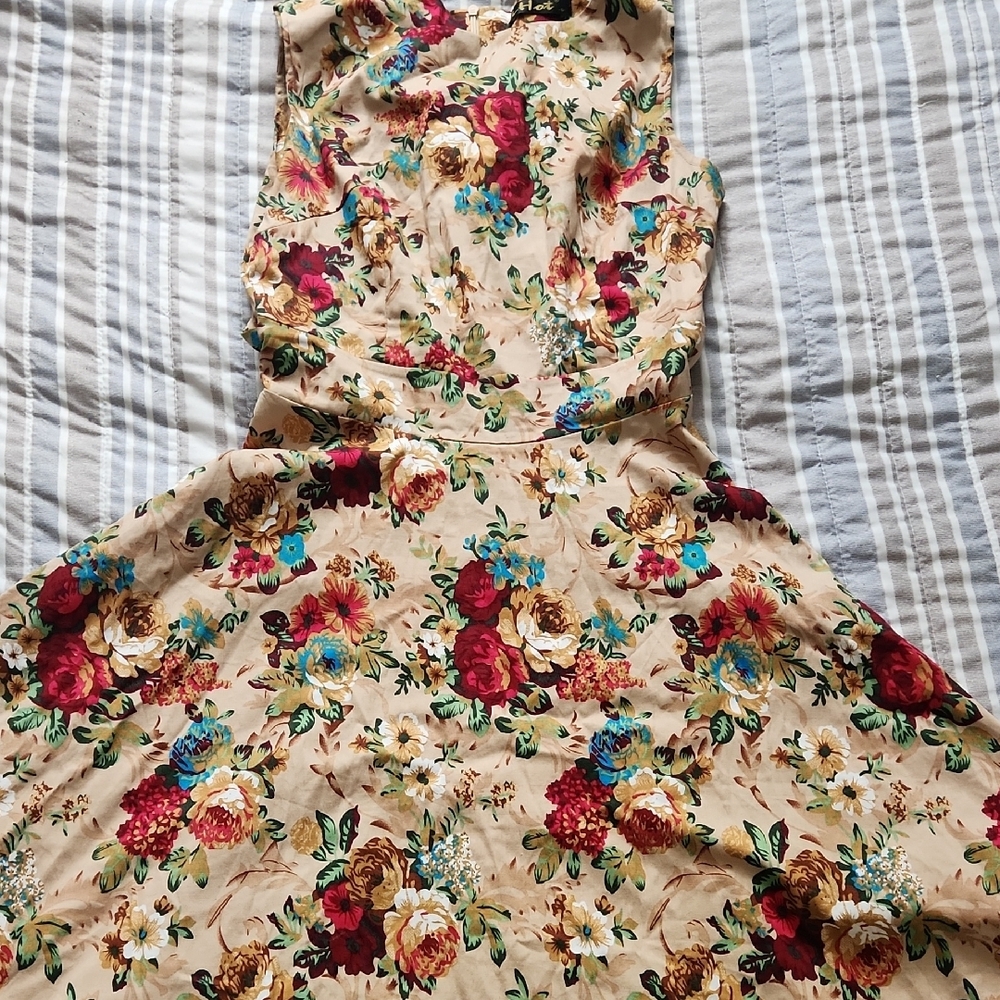 Floral Sleeveless Dress - Multicolor
